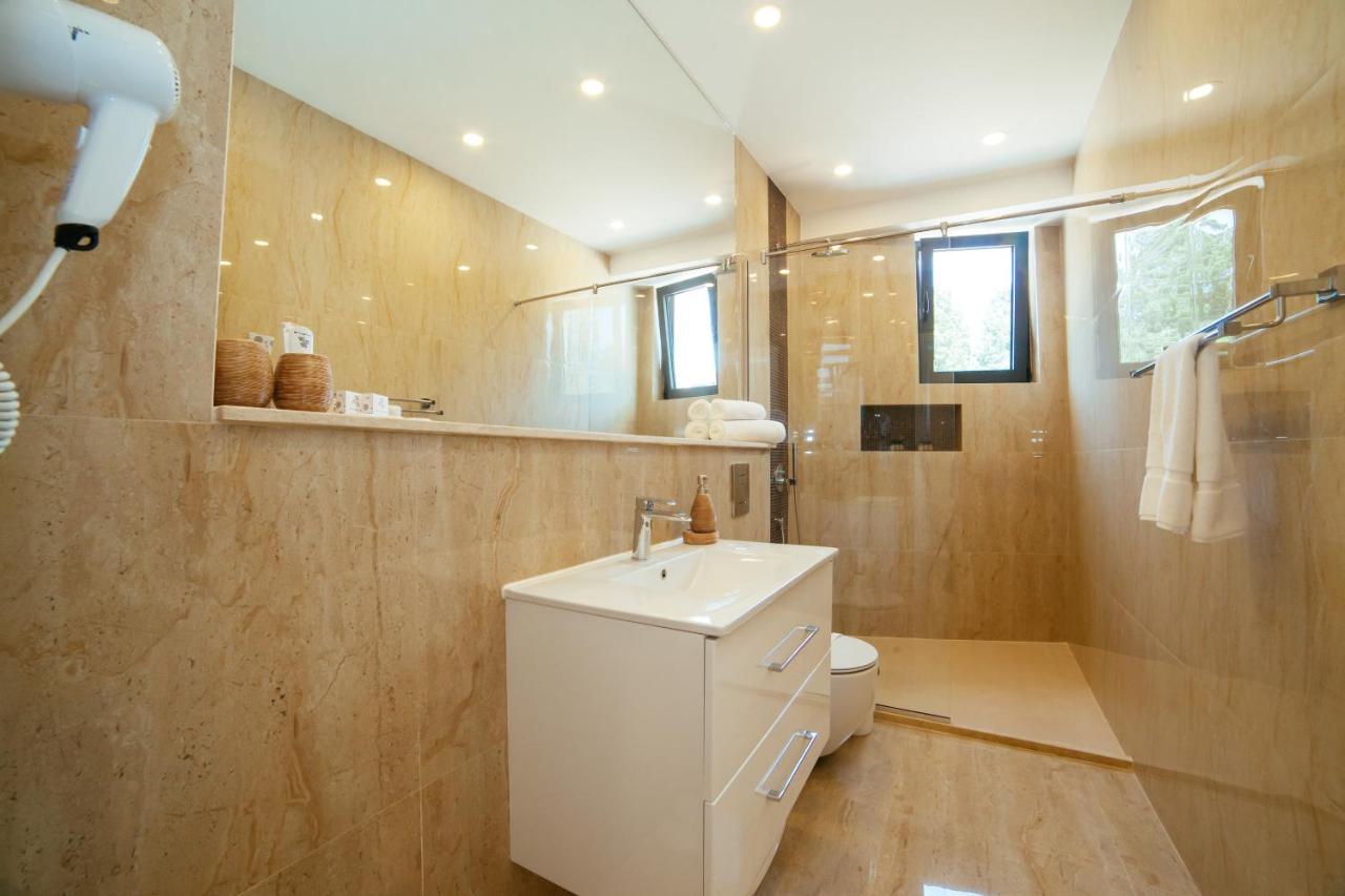 Hotel Ambiente 乌尔齐尼 外观 照片