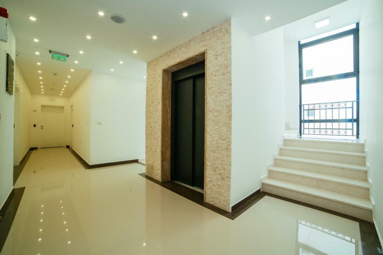 Hotel Ambiente 乌尔齐尼 外观 照片